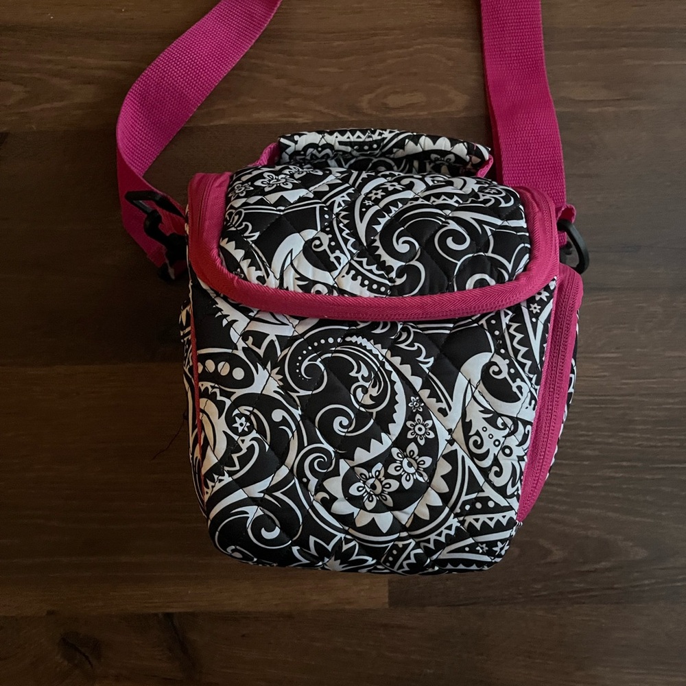 ๐ค Studio C Pink & Black Women's Camera Crossbody Bag ๐ค - Picture 3 of 6
